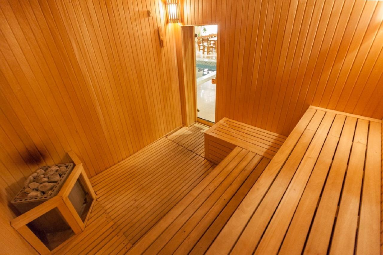 Stary Melnik Hotel アルマトイ エクステリア 写真