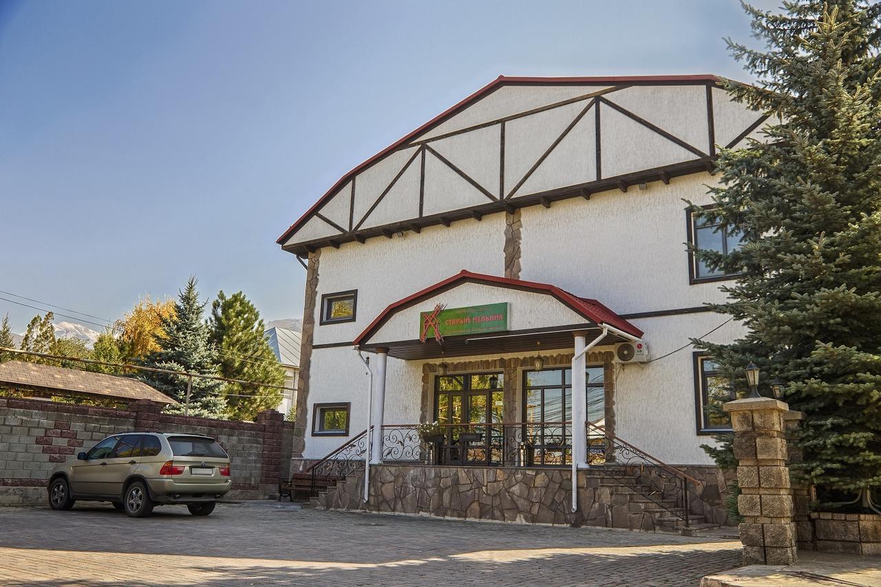 Stary Melnik Hotel アルマトイ エクステリア 写真
