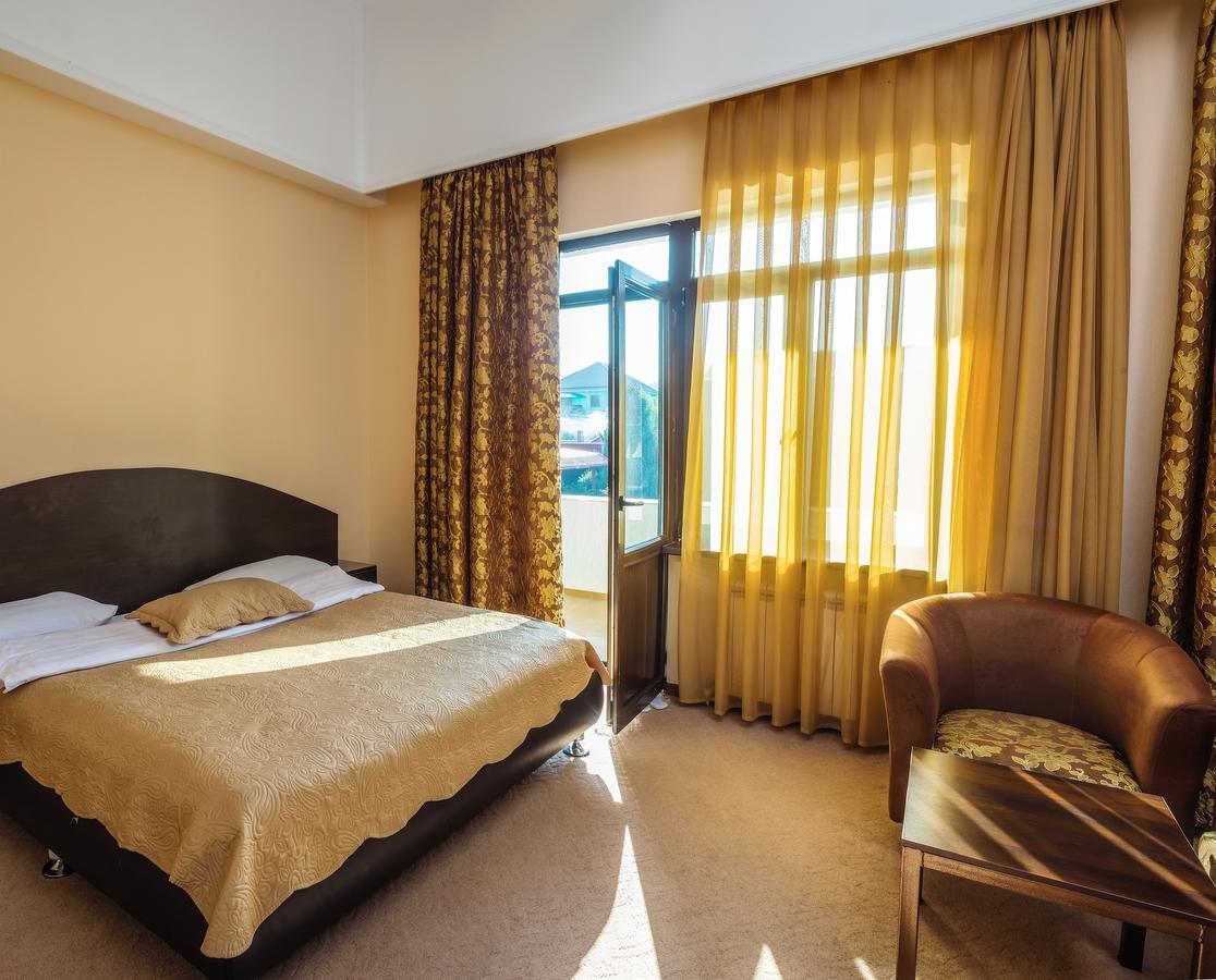 Stary Melnik Hotel アルマトイ エクステリア 写真